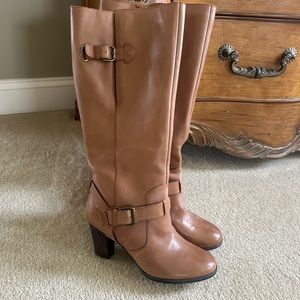 Clark’s gorgeous tall heeled boots camel 9m